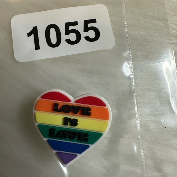 Accessories - croc charm